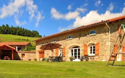 gite-monate-exterieur.jpg